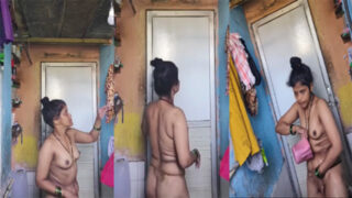Desi Hottest Figure Mom Bathing Captured Update